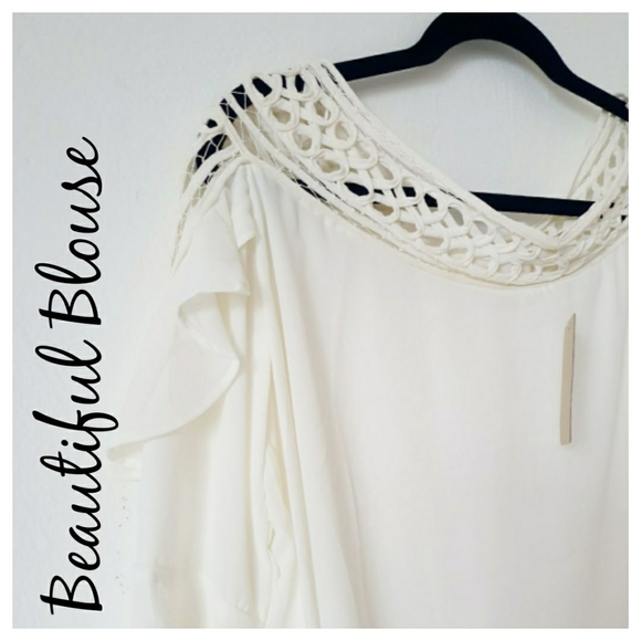 💥"Leonor" Crochet Off Shoulder Blouse - Picture 7 of 11